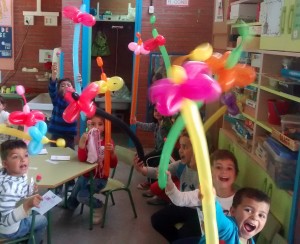 TOTS AMB FLORS GLOBUS I LLAMINADURA