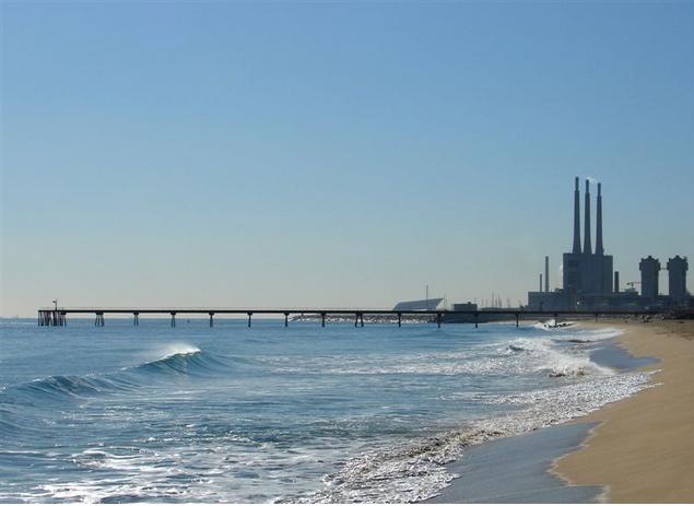 platja-badalona-pont-petroli.jpg