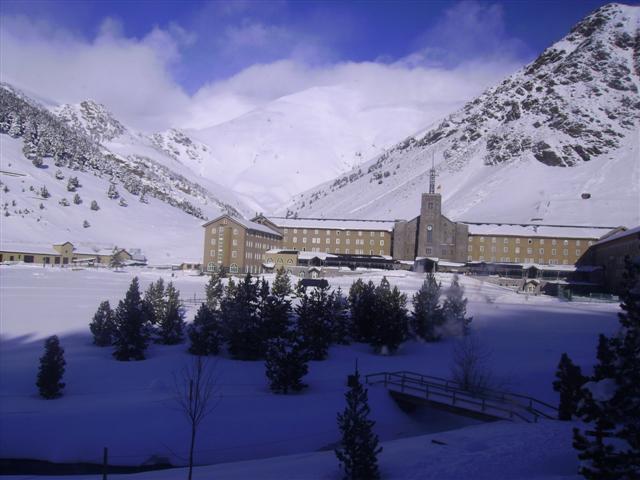 pict1352-small.JPG