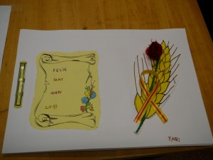 Els nens i nenes de P-5 van treballar i confegir el llibre dels Els Castells 