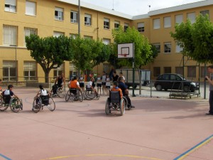 Juguem a bàsquet