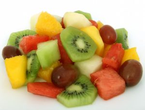 c-mo-congelar-la-fruta-frutas-comida-y-bebida-practicopedia-com-SQwKgv-clipart-300x227