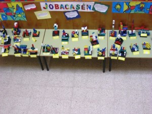 nom escola 001