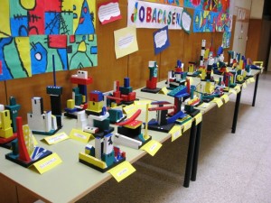 nom escola 004