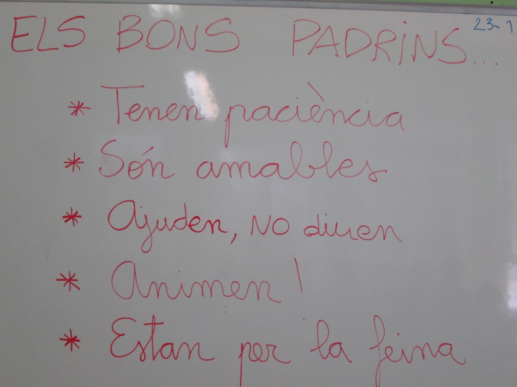 Ens preparem pels padrins de lectura.