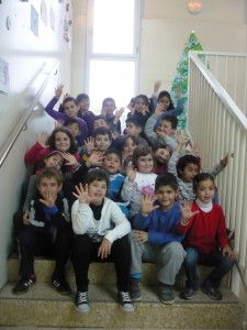 HOLA, SOM LA CLASSE DELS TENNISTES. I A CONTINUACIÓ US DIREM ELS NOMS DE TOTA LA CLASSE: HAIKO, IMANE, ALEJANDRO, YERAI, AROA, LAIA, FATINE, LILIYA, MIKEL, EVA, BASMA, ISABEL, ABEL, ARNAU, MALENA, CARLA, ADRIÀ, HOUDA, IVÁN, PEDRO, JESÚS, XINXIN, ROBERTO, EMAMA I ABDELLAH. 