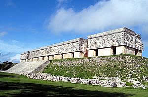 uxmal02