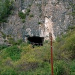 Entrada a la cova on es van trobar les restes