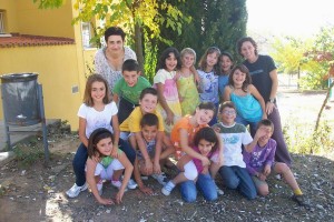 Marc, Bruna, Alba C, Ilham, Yasmina, Meritxell, Lluc, Alba P, Jana M, Oriol, Jana B i Samia (4t). Pàvel i Mohamed B (5è)