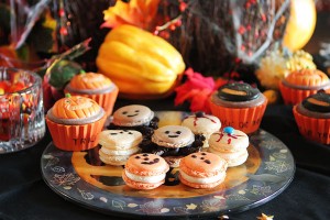 halloween-french-macarons-1