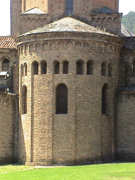 450px-absis_santamariaderipoll