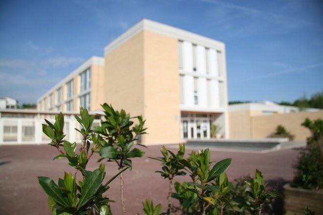 ESCOLA MIQUEL MARTÍ I POL