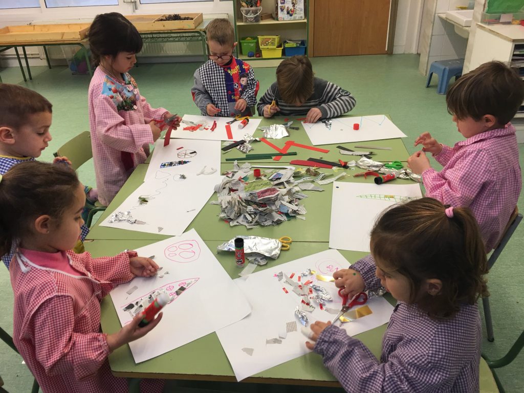 Taller Plàstica Collage