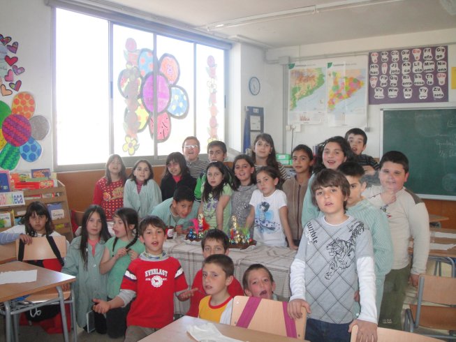 mona-4-b
