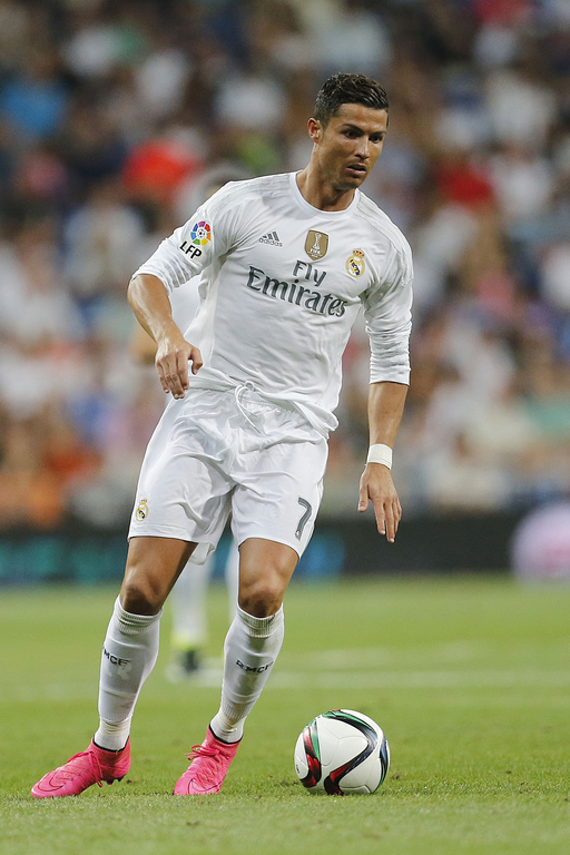 Cristiano-Ronaldo-lors-d-un-match-du-Real-Madrid-le-18-aout-2015_exact1024x768_p