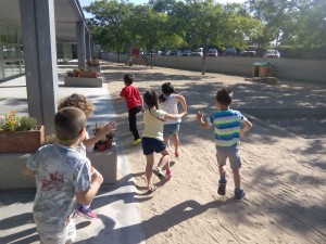 Tothom a buscar colors!!