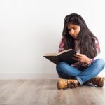 noia llegint