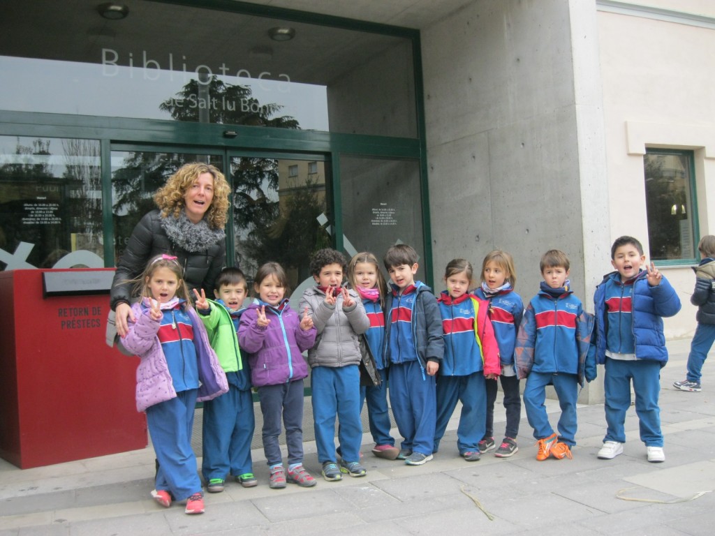 sortida teatre i biblioteca Salt 02182016_0057