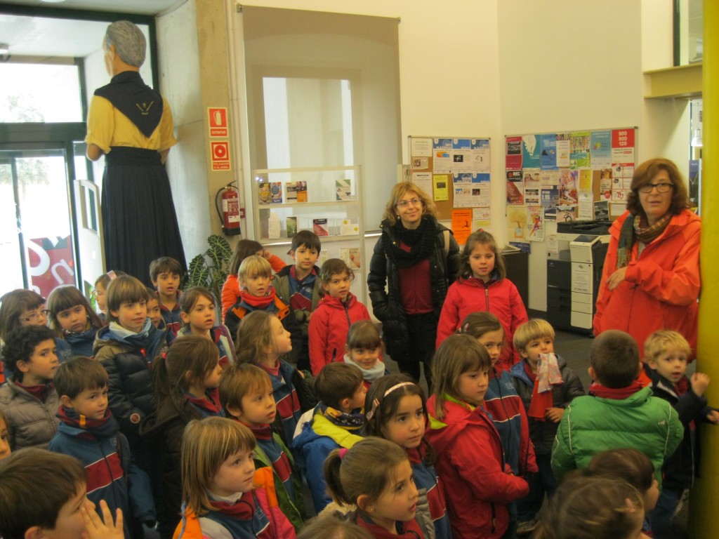 sortida teatre i biblioteca Salt 02182016_0069