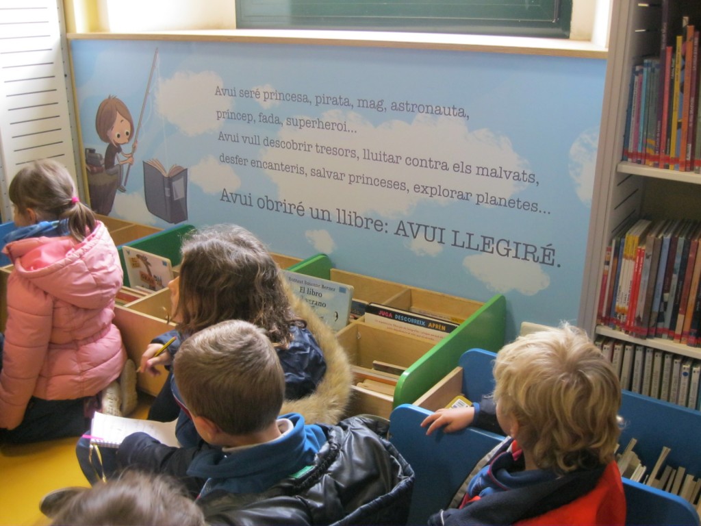 sortida teatre i biblioteca Salt 02182016_0087