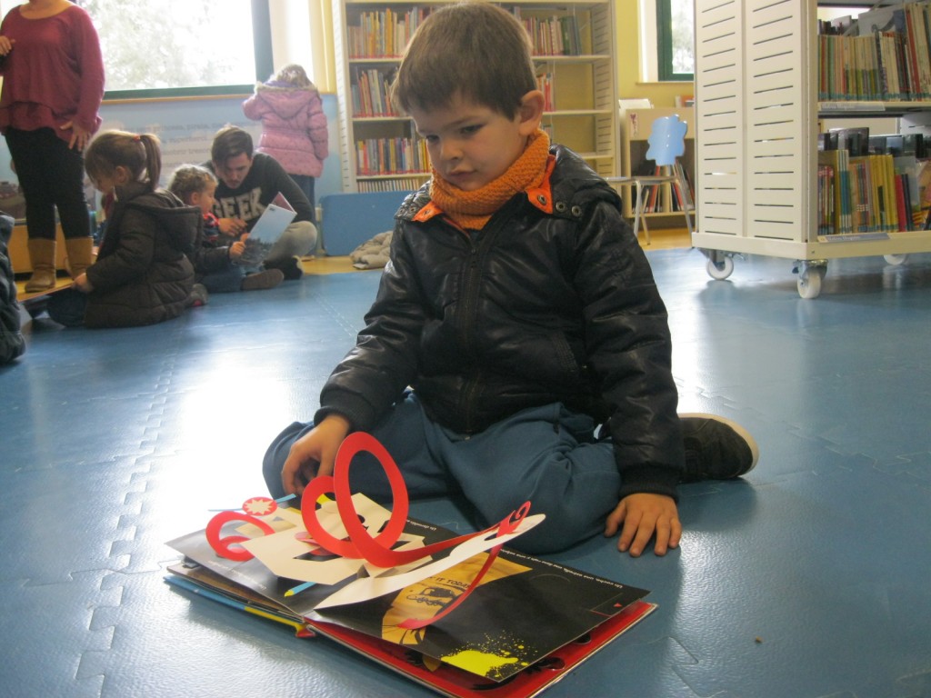 sortida teatre i biblioteca Salt 02182016_0114