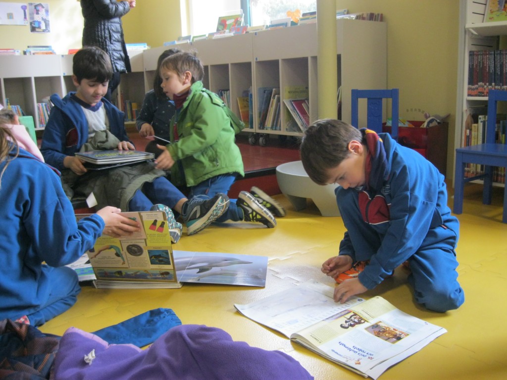 sortida teatre i biblioteca Salt 02182016_0120