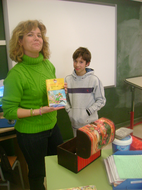 present-llib2-005.jpg