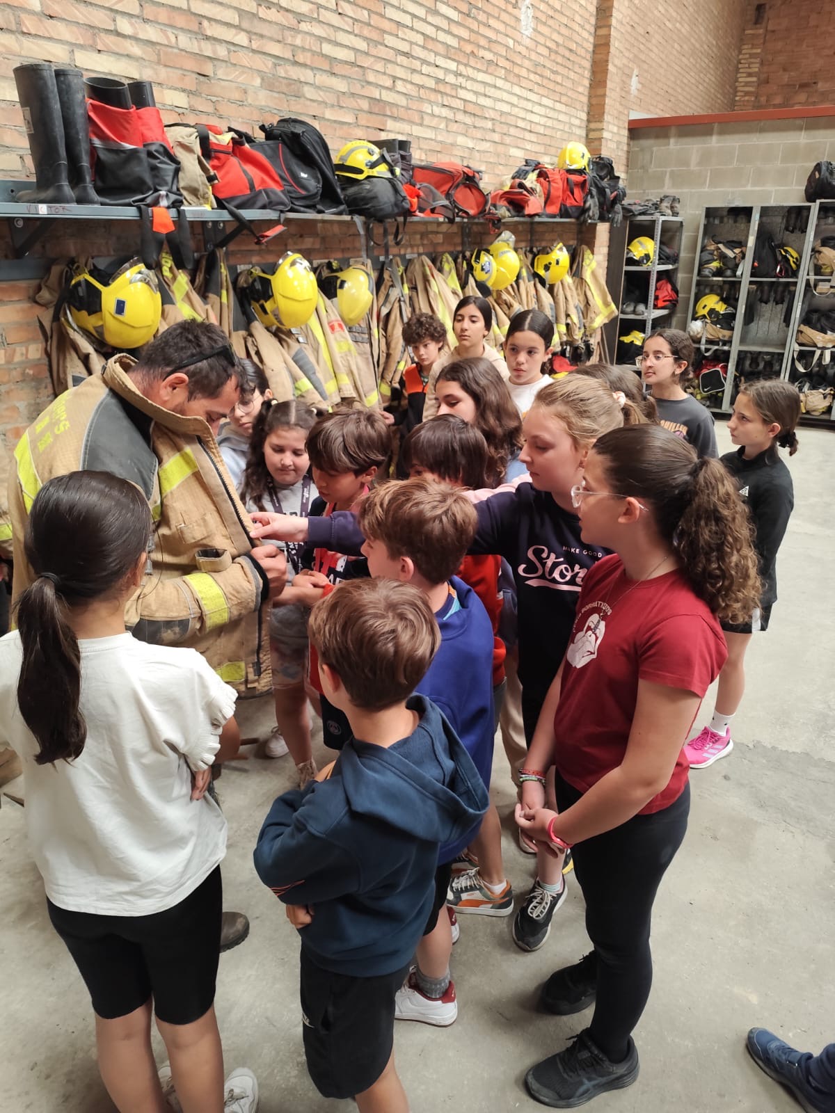 3e7b5eb0-9150-40ae-9109-cb3dbaaa7f08