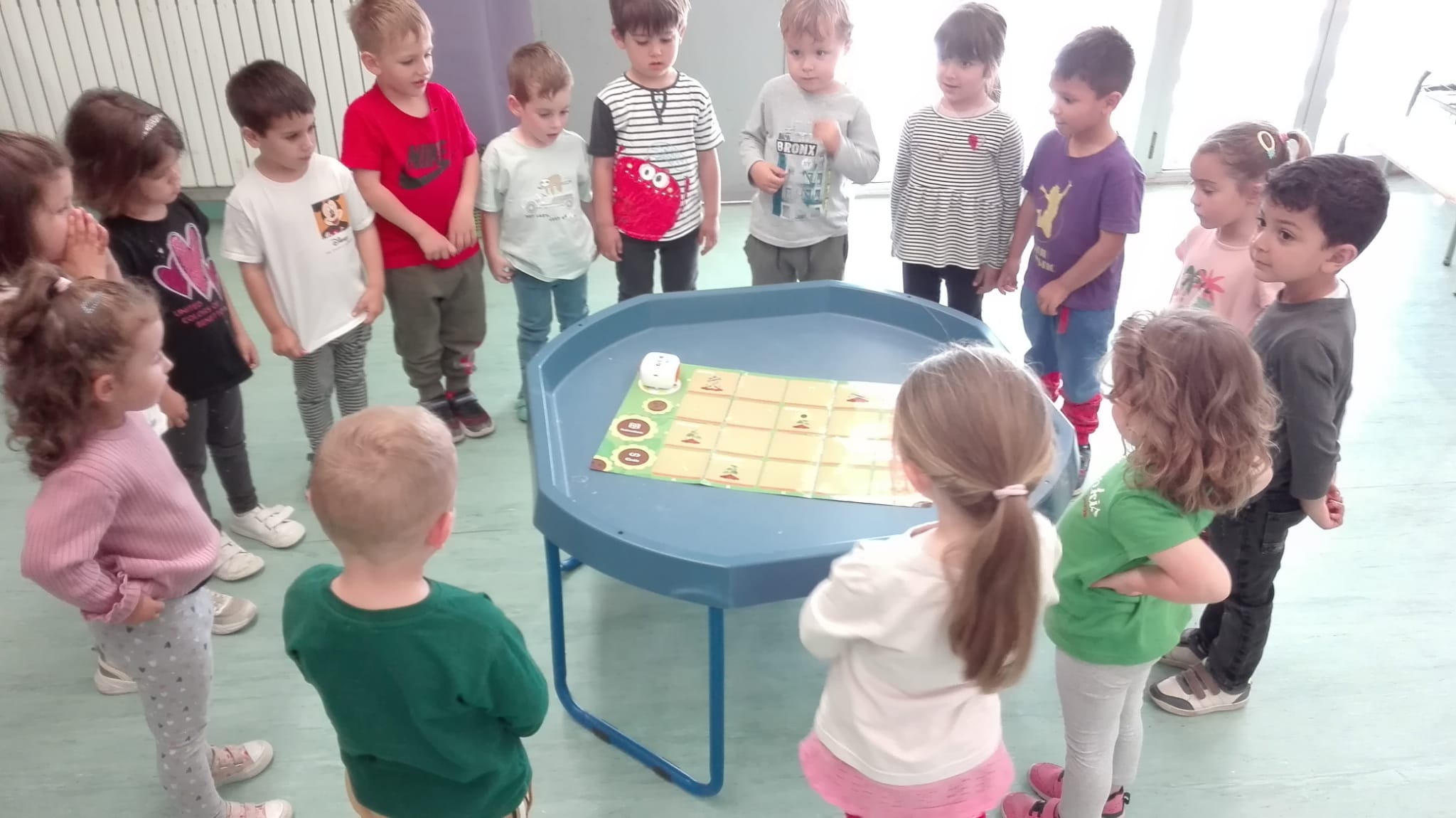 d2bb1cdf-2988-4da4-98e8-f89e735b606f