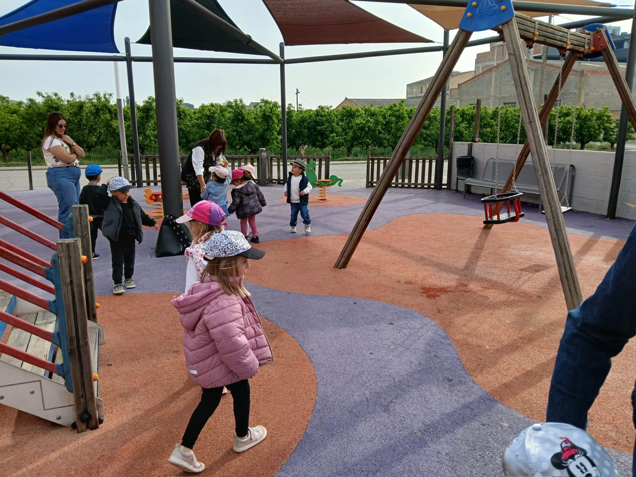 b9a060ad-0cf0-4d71-87cb-564a1ded7590