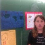 Jo vaig explicar a classe que la meva besàvia va néixer a França i als 16 anys va emigrar a Espanya i que el meu besavi va néixer a Ibiza i va conèixer a la meva besàvia a Barcelona i que es van enamorar i van formar la meva família.