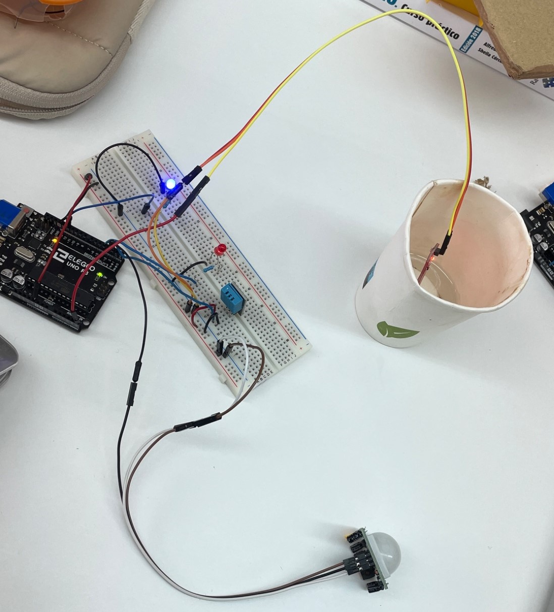Varis Serial Manejem simultàniament varis sensors – Recursos per Arduino