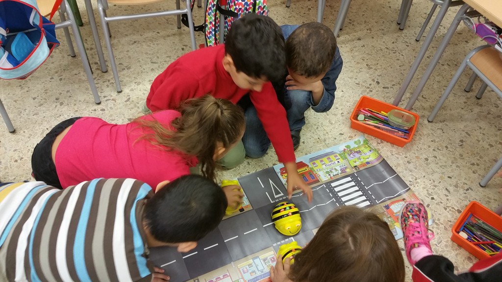 16-17-beebot-2b-15