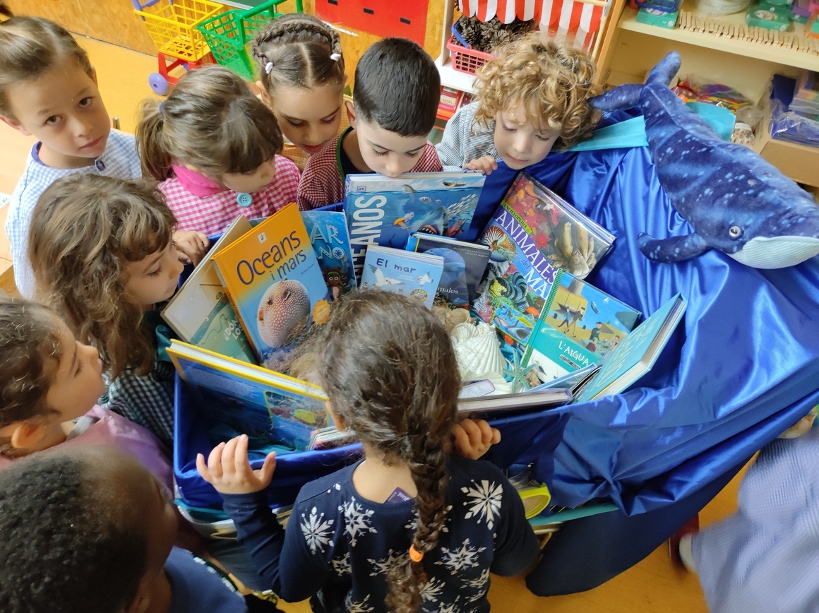 LABORATORI DE CONTES