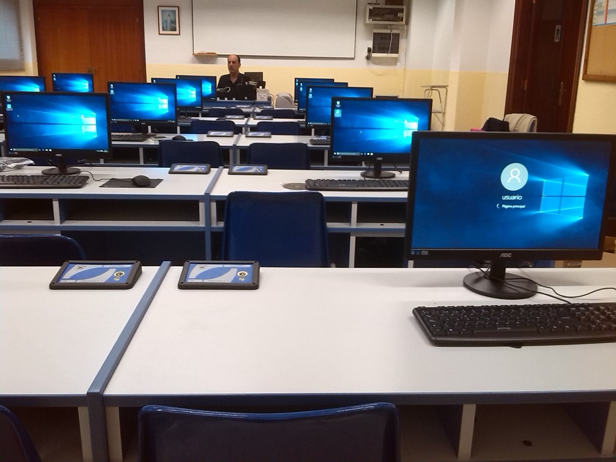 pc_websites_computer_classroom_study_learning_digital_sience-539993.jpg!d