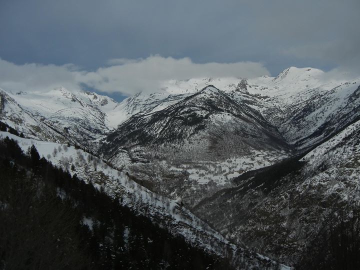 Muntanyes nevades