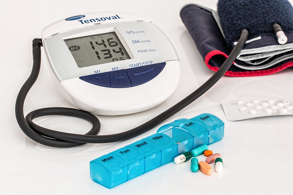 hypertension_high_blood_pressure_heart_medical_ill_health_chronic_medication_medicine_cardiology-1325394