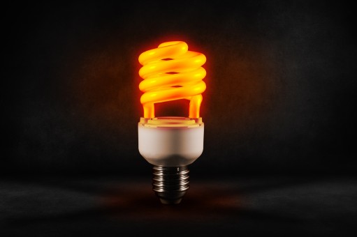 pear_sparlampe_light_lighting_energy_saving_lamp_compact_fluorescent_lamp_lighting_medium-826153
