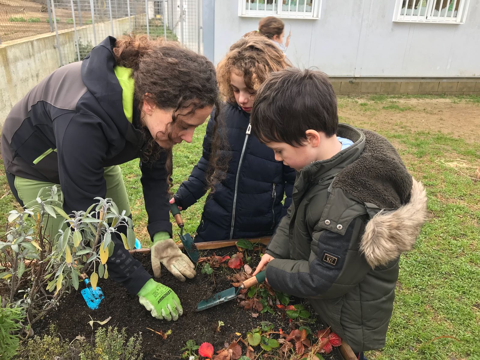 8335507c-9050-4022-bb79-5db9838b9f70