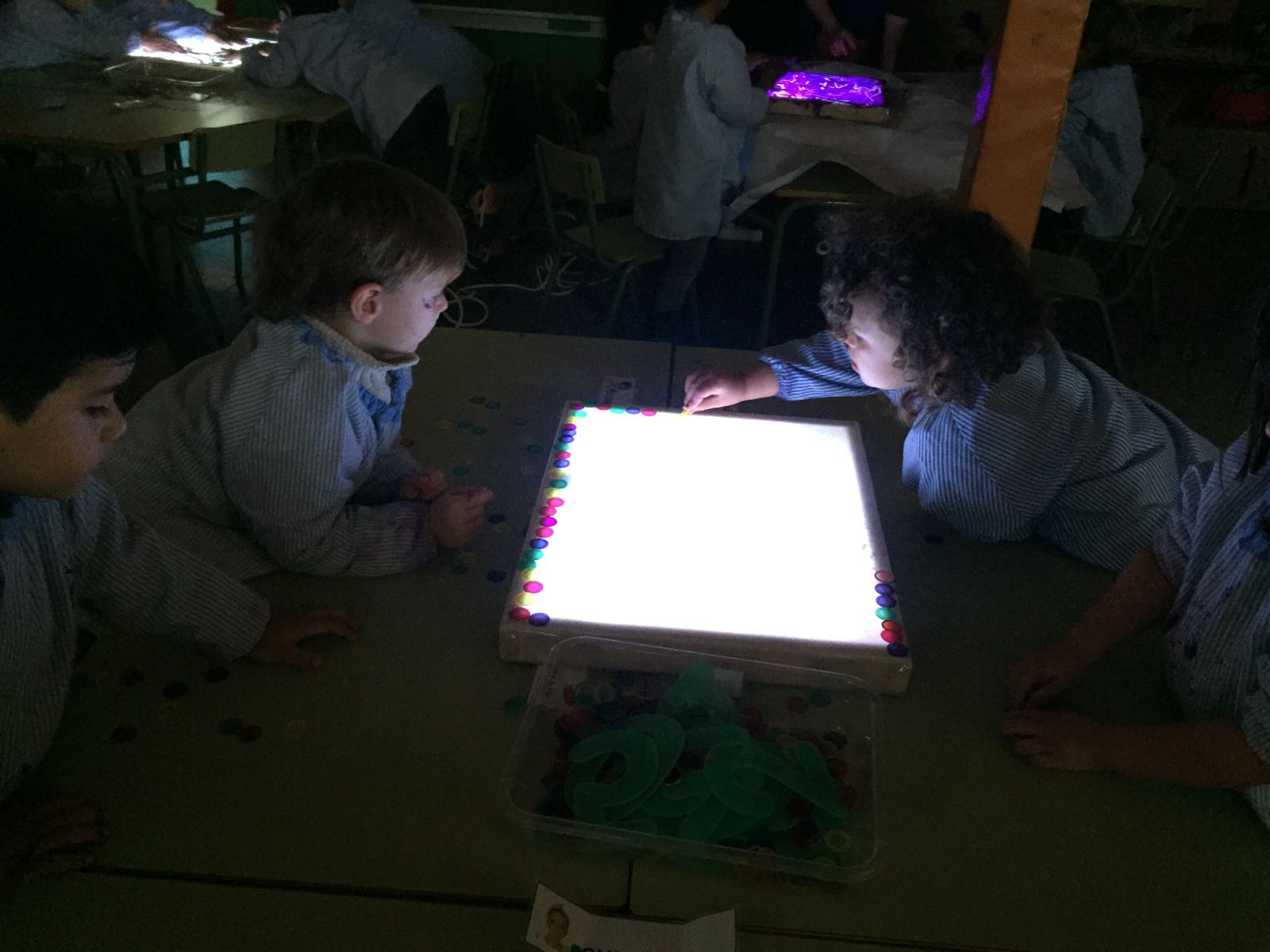 ef74e259-0ffa-4a29-95a3-943591eaa430