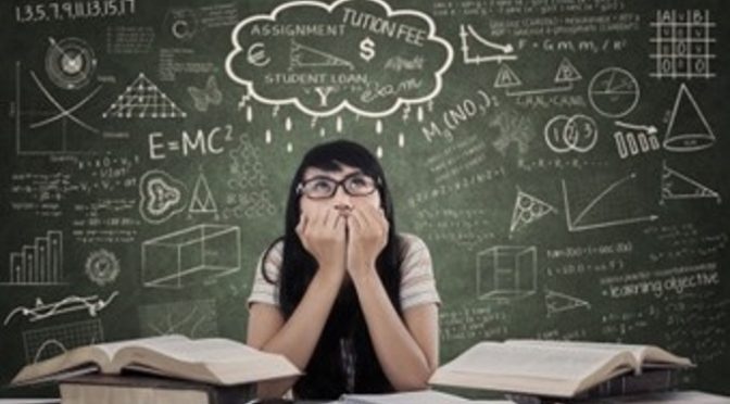 Futur acadèmic per a joves