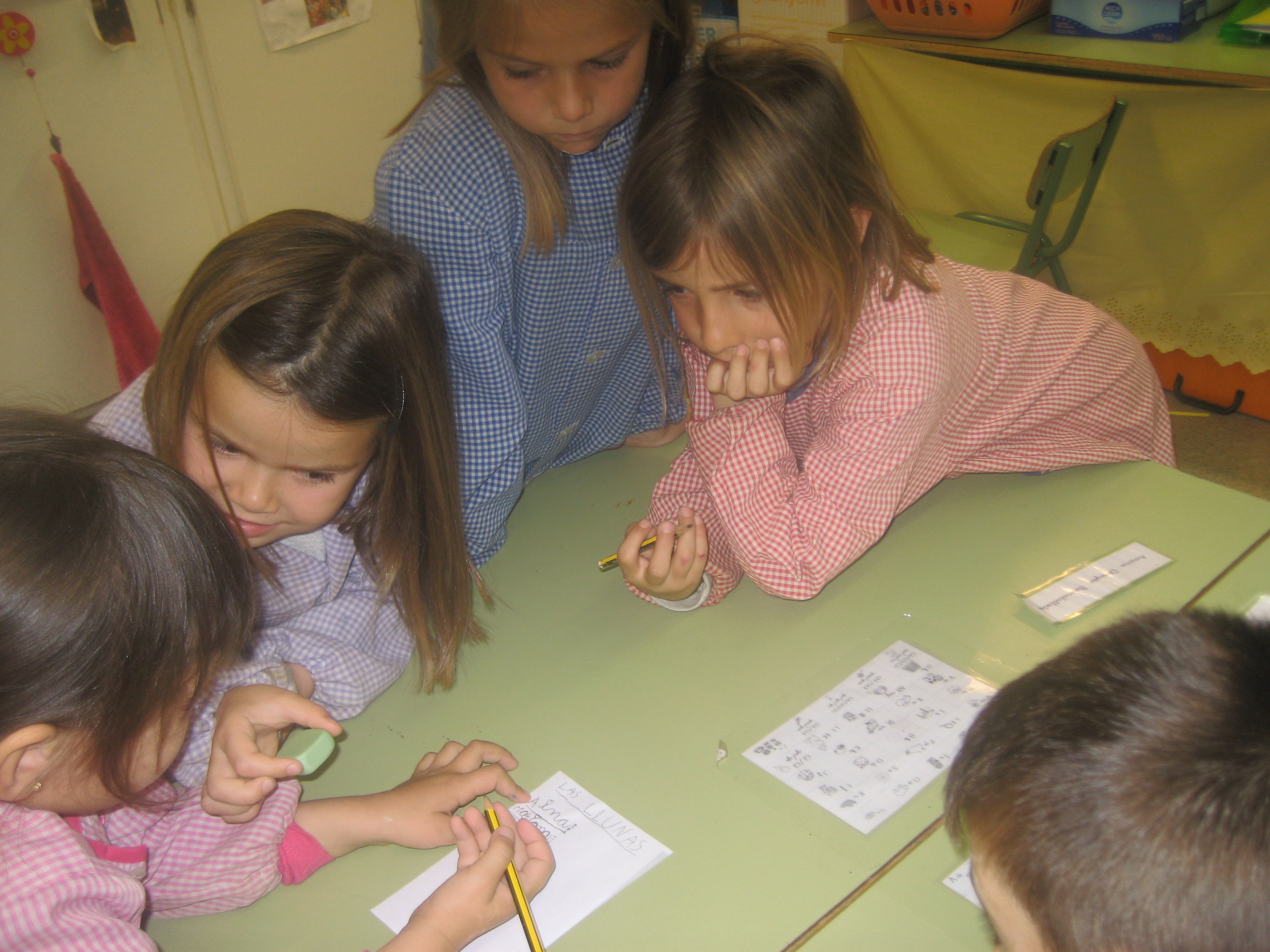 treball cooperatiu flors de primavera (3)
