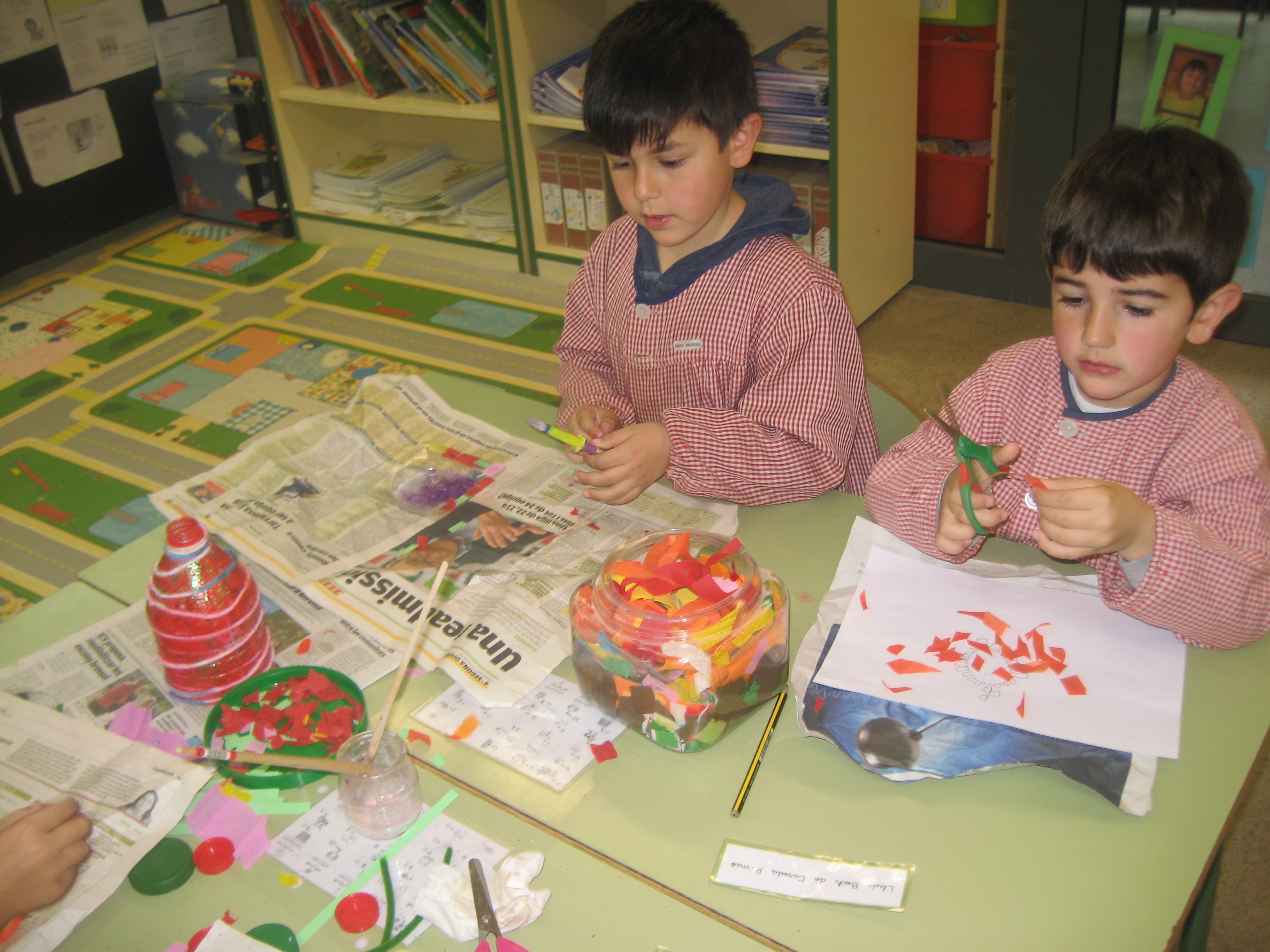 treball cooperatiu flors de primavera (4)