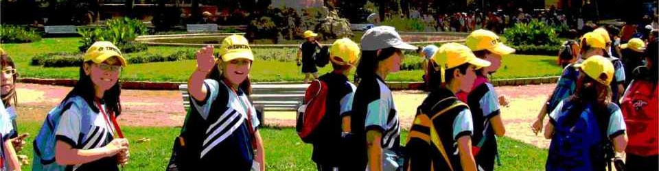 SORTIDES DE L'ESCOLA  D'ALMENAR