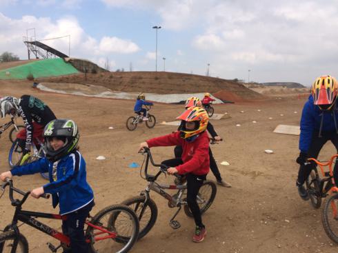 bmx2 (31)_490x367